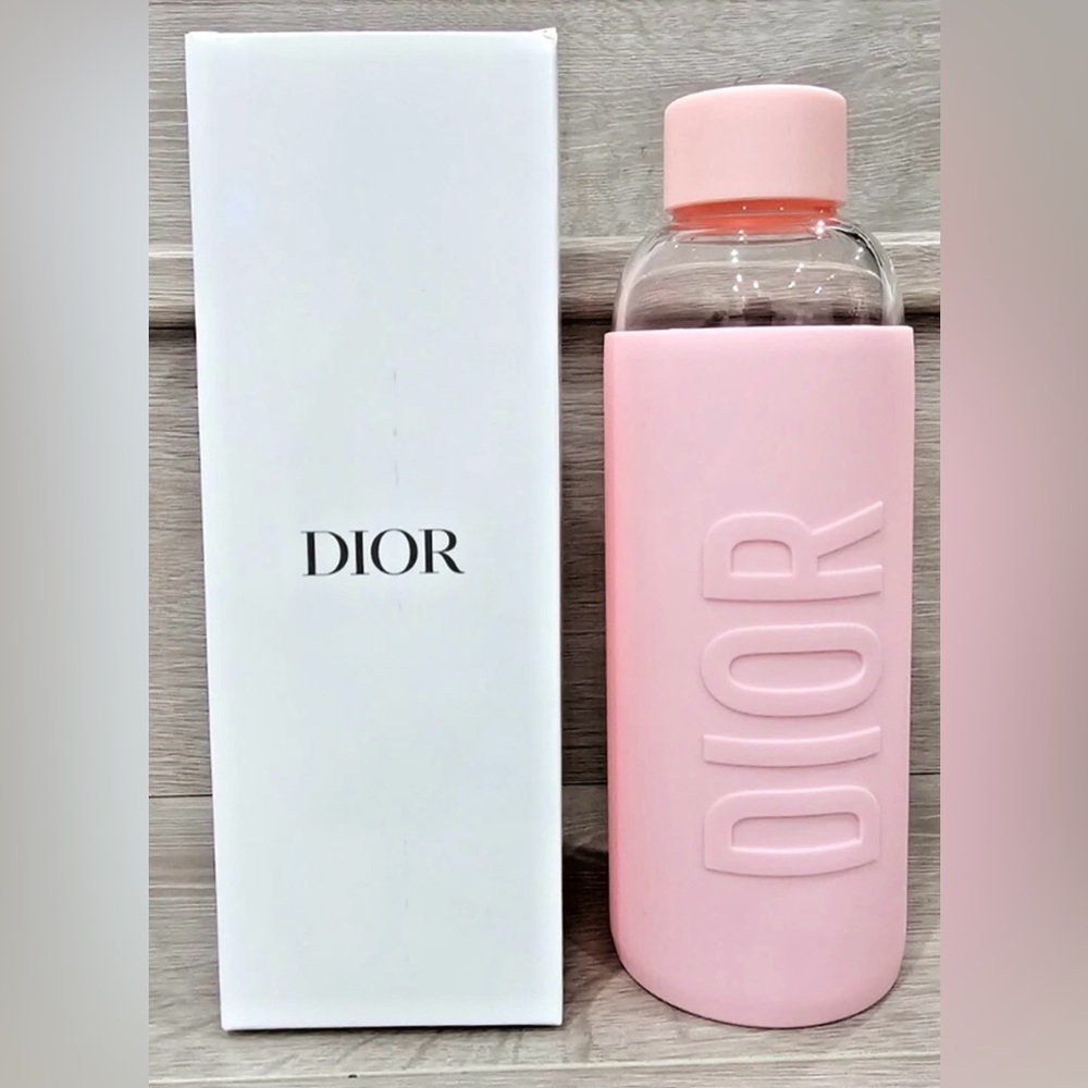 NIB Limited Edition Christian Dior Glass Water Bottle